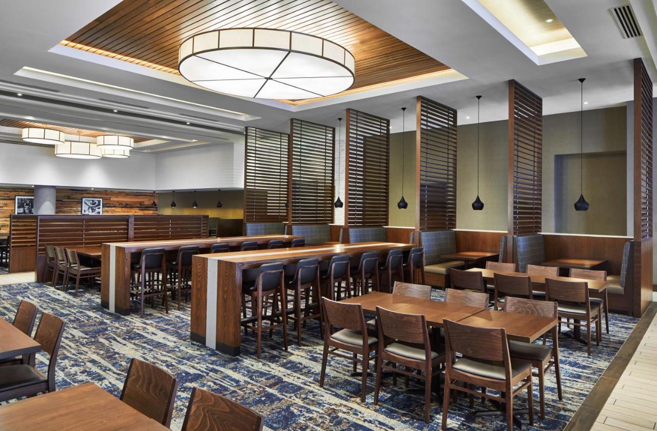 Embassy Suites By Hilton Nashville Downtown Exterior foto