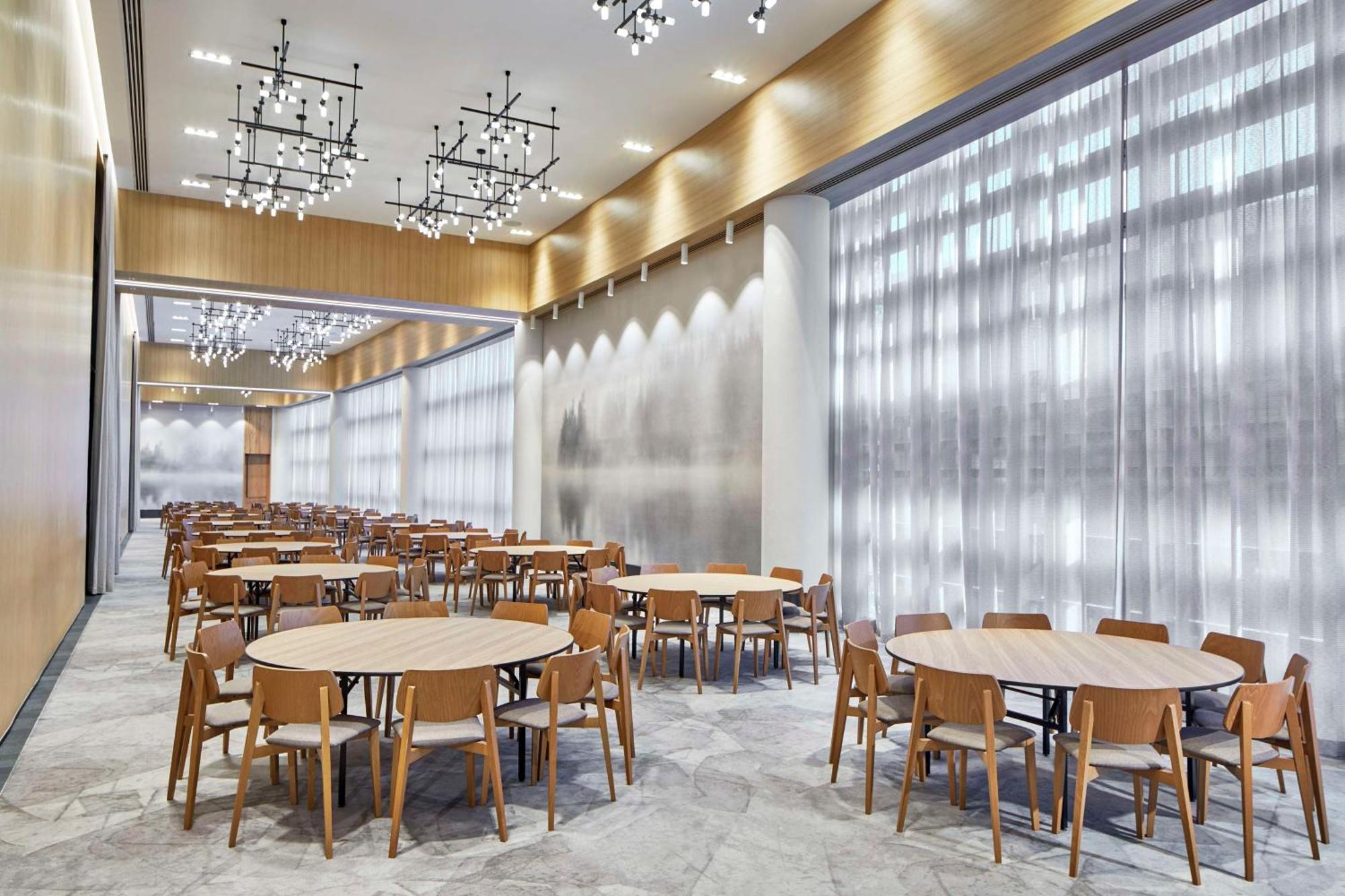 Embassy Suites By Hilton Nashville Downtown Exterior foto